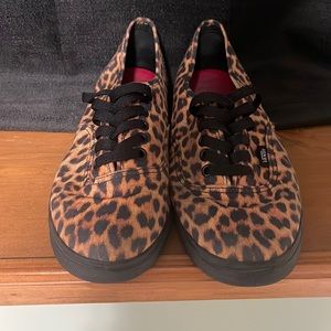 Vans Cheetah Size 9.5